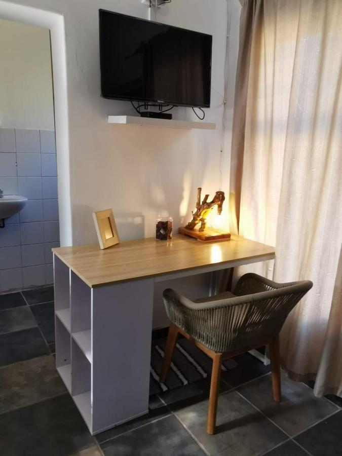 The Beach Hide East London Extérieur photo