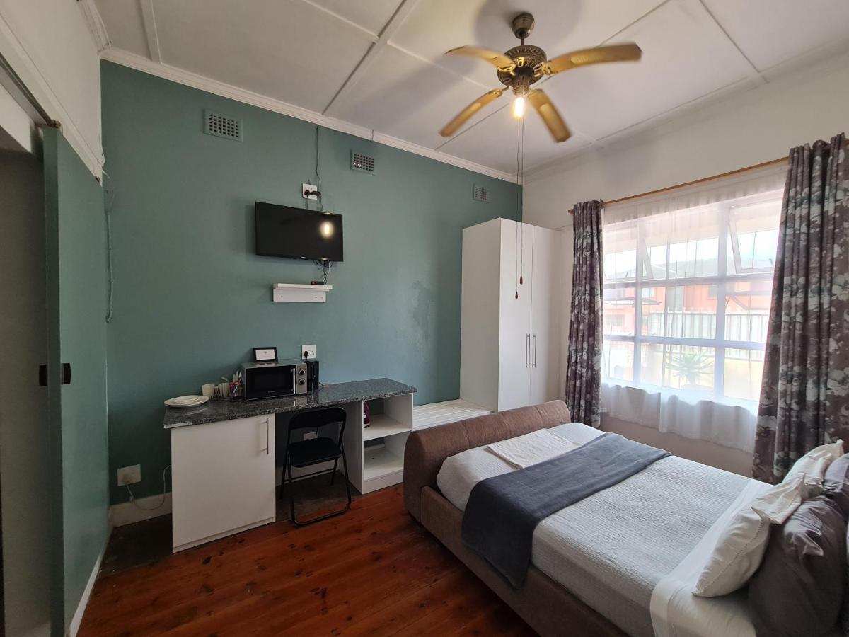 The Beach Hide East London Extérieur photo